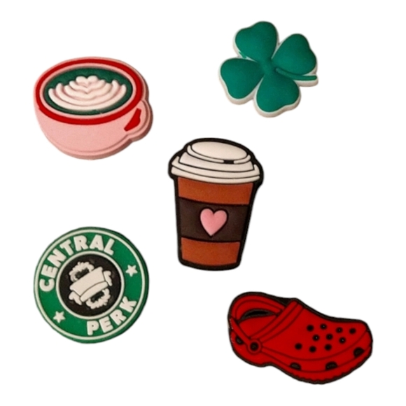 CROCS Accessories - 5pc Croc charm coffee bundle "Friends" Central Perk